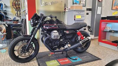 Moto Guzzi V7 Stone Special Edition (2022 - 25) usata