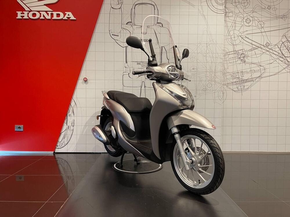 Honda SH 125 Mode (2024 - 26) (2)