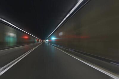 Record di infrazioni nel tunnel del San Gottardo: motociclista inglese compie 47 sorpassi vietati