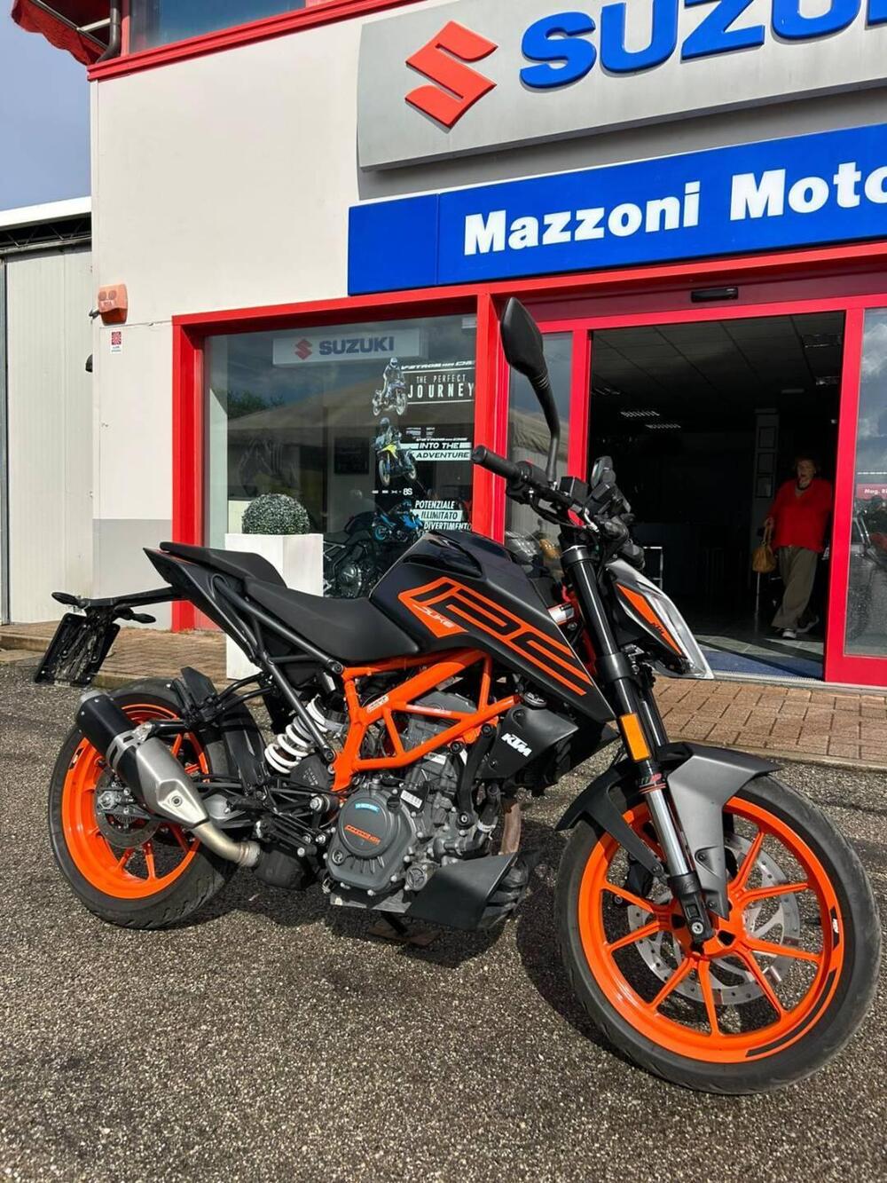 KTM 125 Duke (2021 - 23) (2)