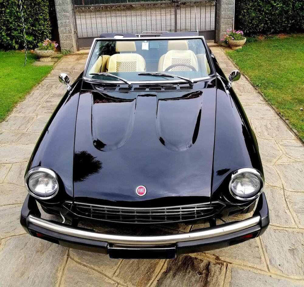 Fiat 124 Spider America 2000  I.E. d'epoca a Biella (5)