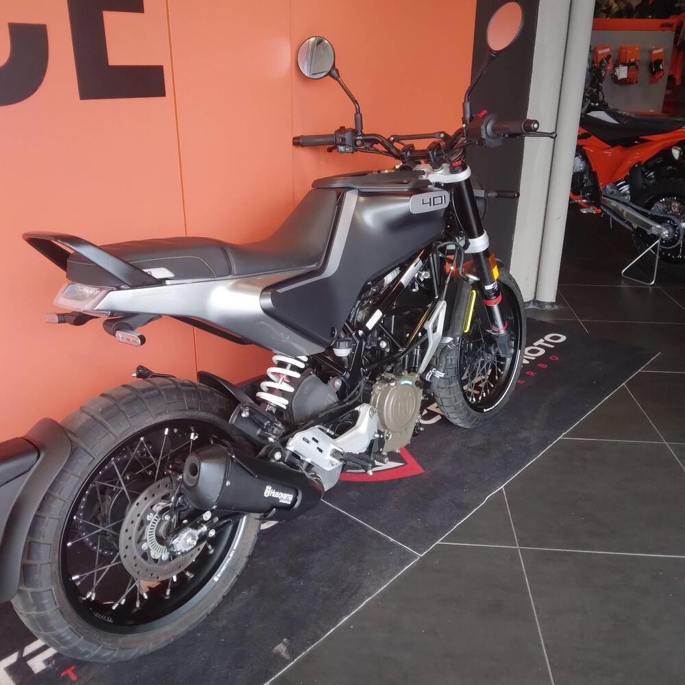 Husqvarna Svartpilen 401 (2021 - 23) (6)