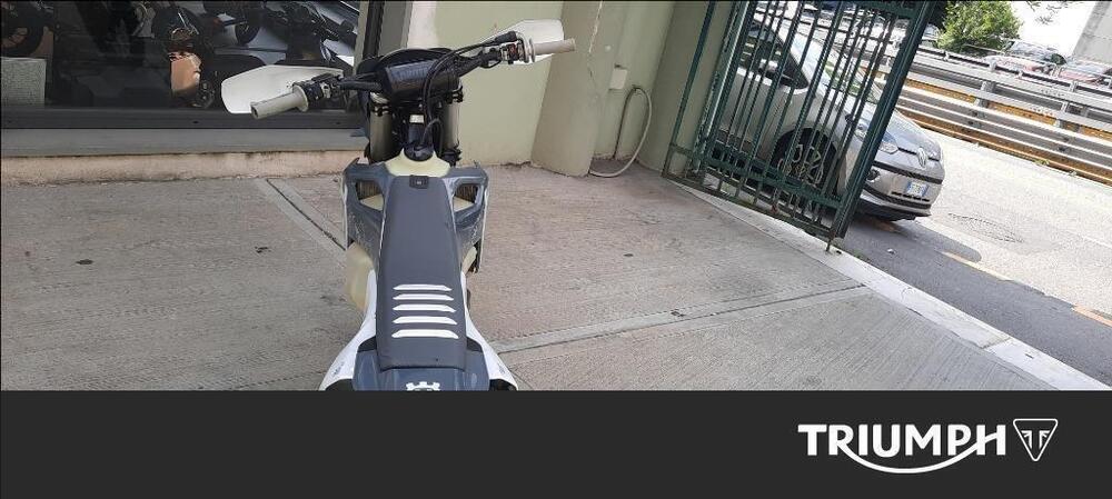 Husqvarna FE 350 Pro (2024) (4)