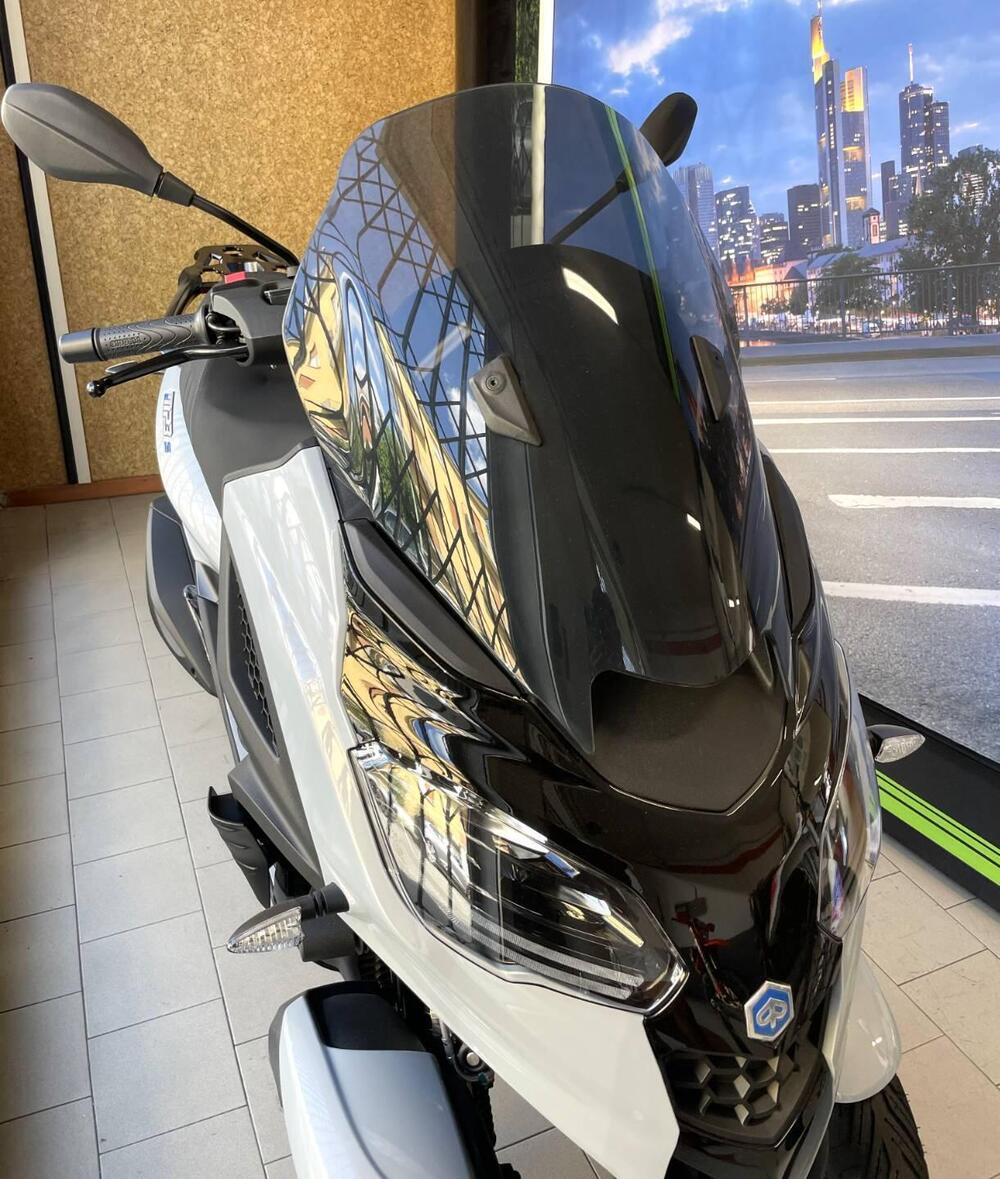 Piaggio MP3 310 Sport (2025 - 26) (2)