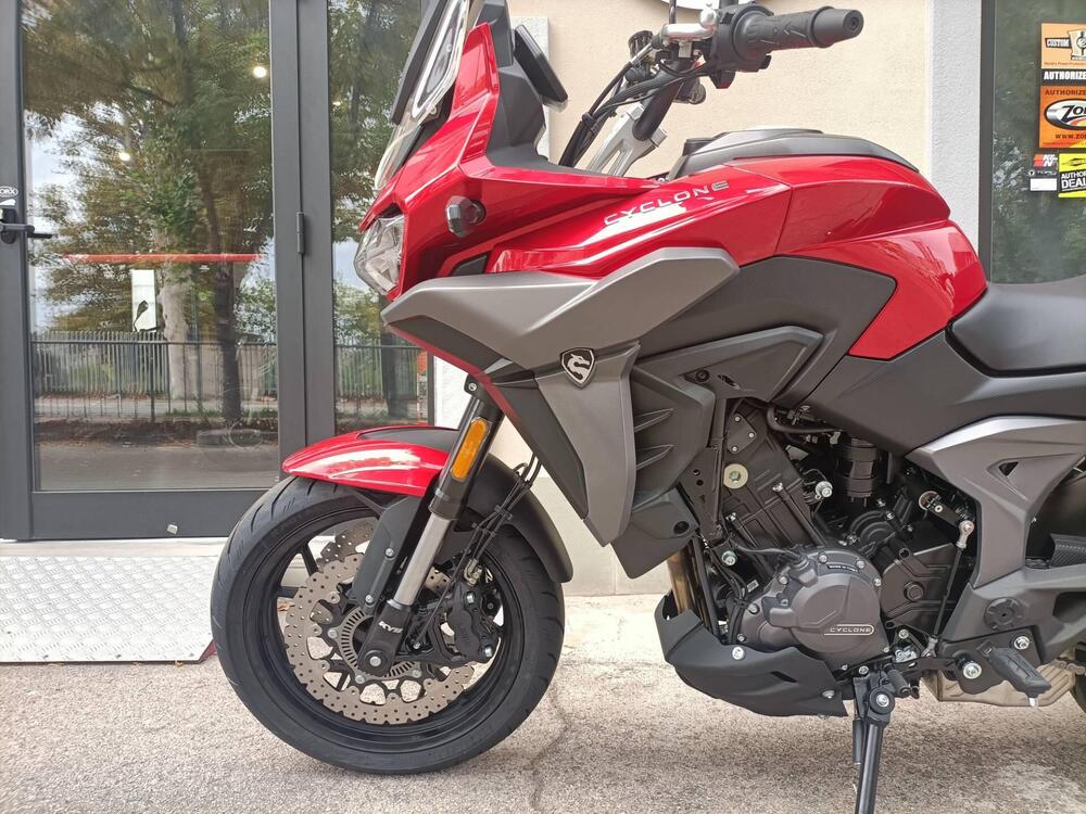 Cyclone RX650 (2025 - 26) (5)