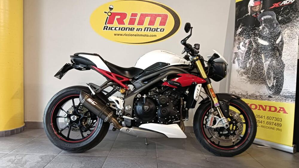 Triumph Speed Triple 1050 R ABS (2016 - 17) (2)