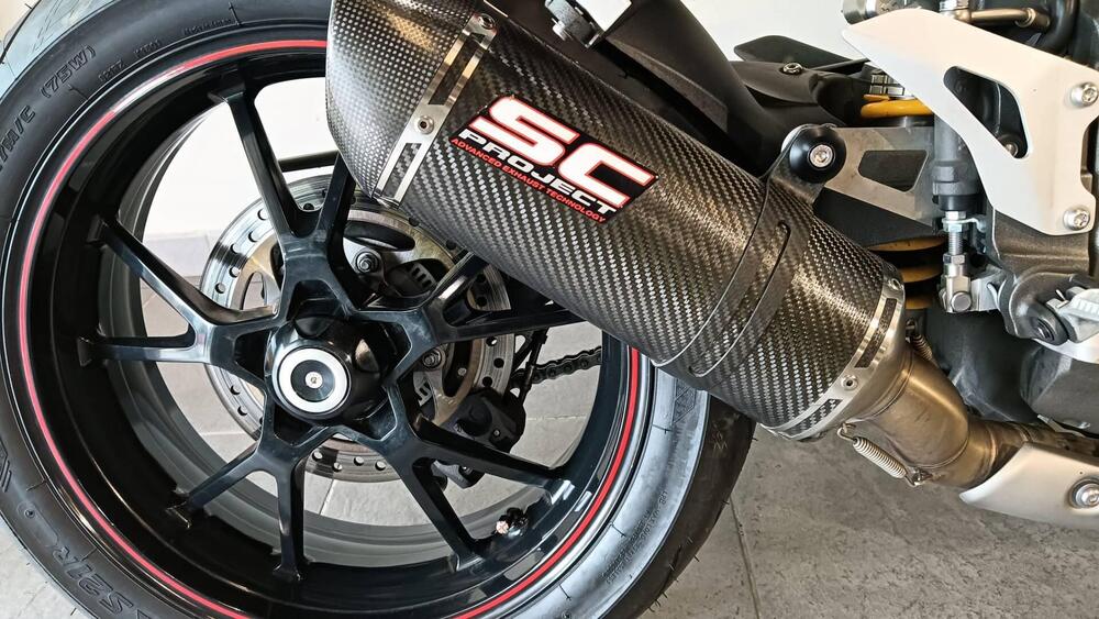 Triumph Speed Triple 1050 R ABS (2016 - 17) (9)