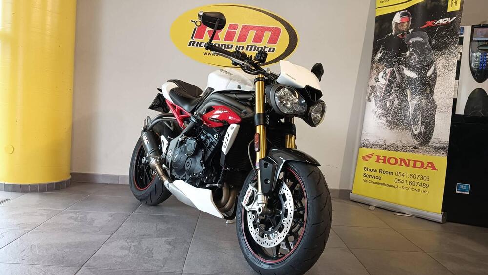 Triumph Speed Triple 1050 R ABS (2016 - 17) (3)