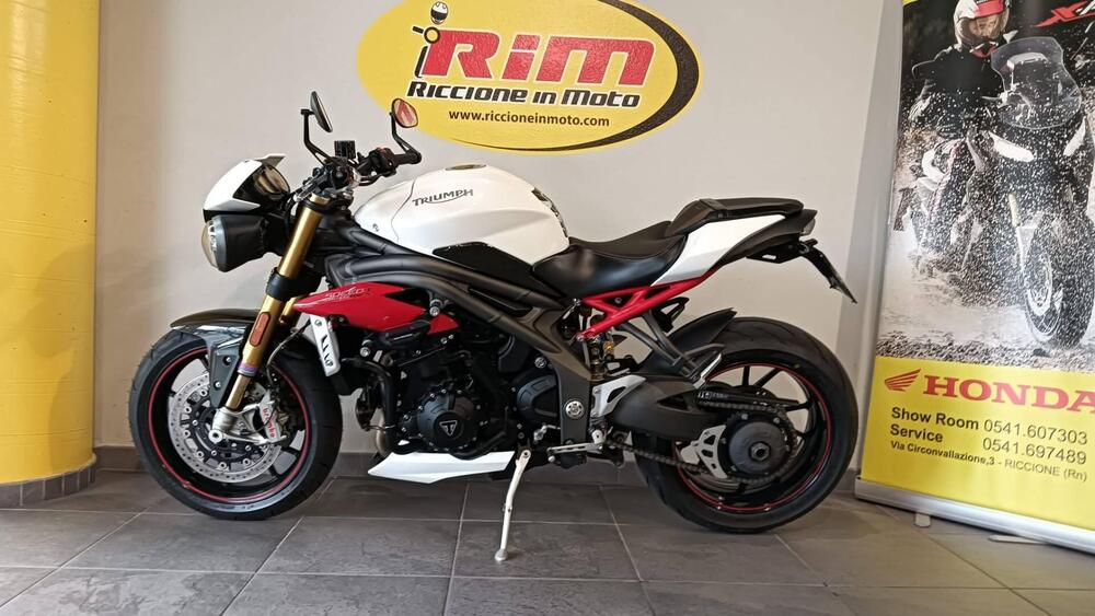 Triumph Speed Triple 1050 R ABS (2016 - 17) (4)