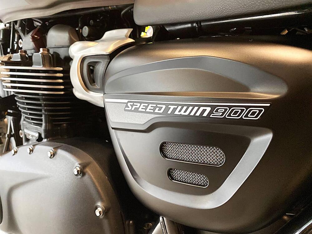 Triumph Speed Twin 900 (2023 - 24) (9)