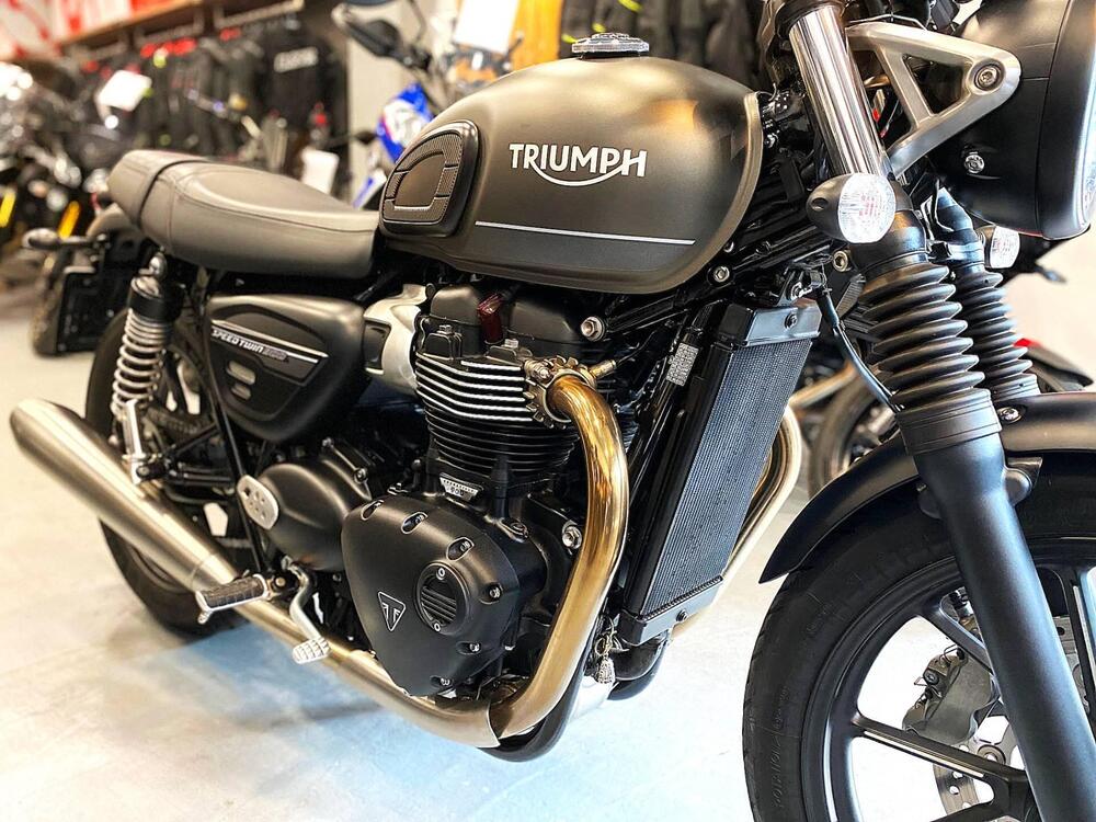 Triumph Speed Twin 900 (2023 - 24) (10)