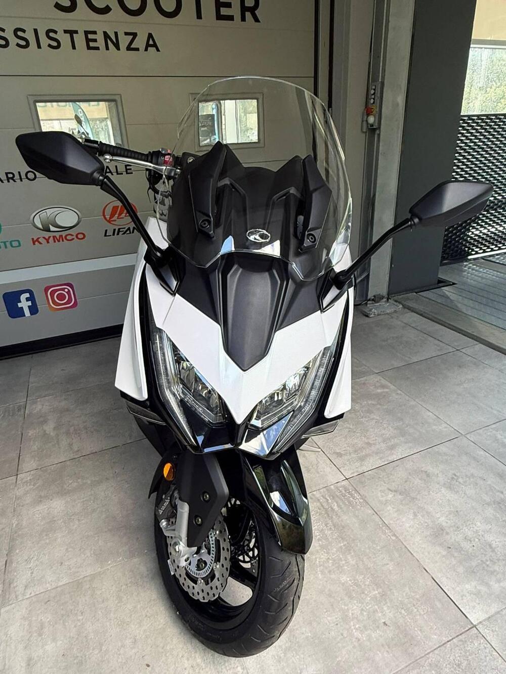 Kymco AK 575 Premium (2025) (5)