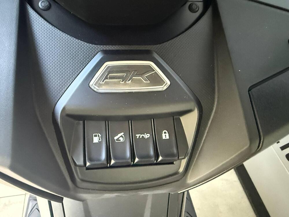 Kymco AK 575 Premium (2025) (17)