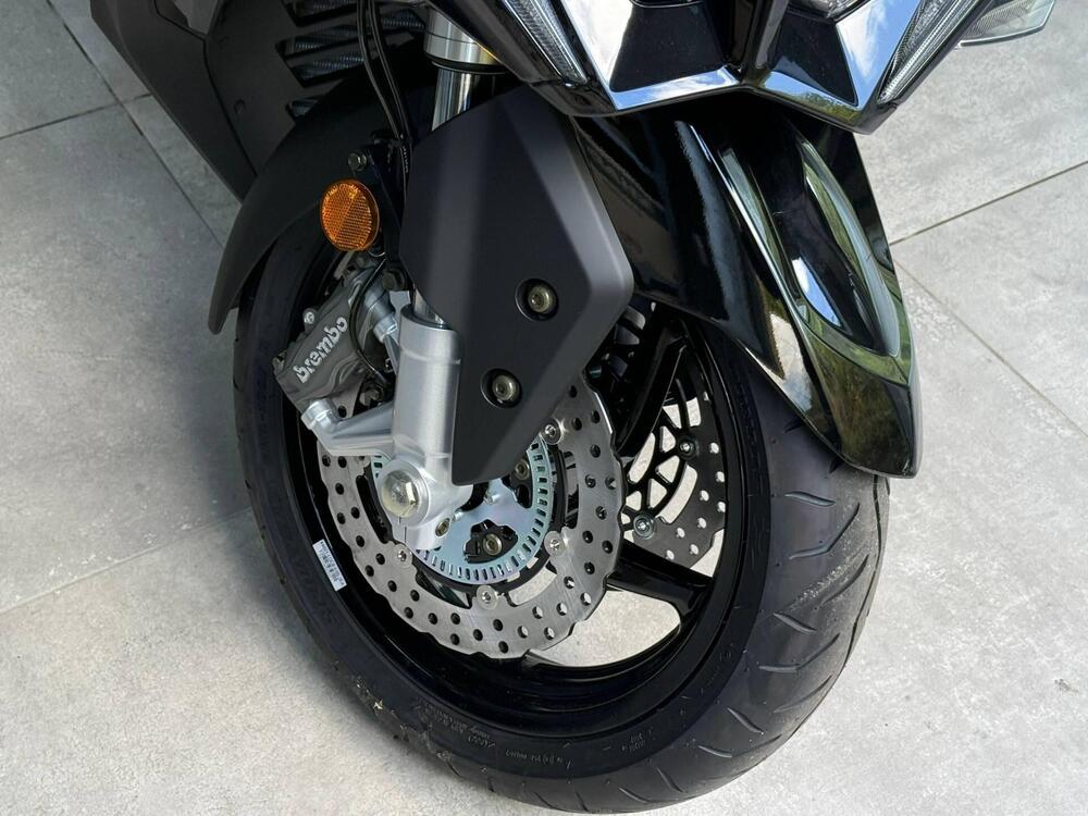 Kymco AK 575 Premium (2025) (19)