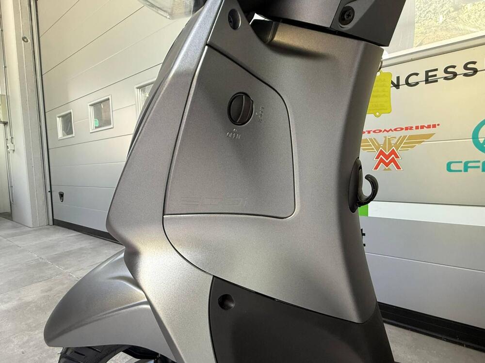 Kymco People 200i S (2021 - 26) (13)