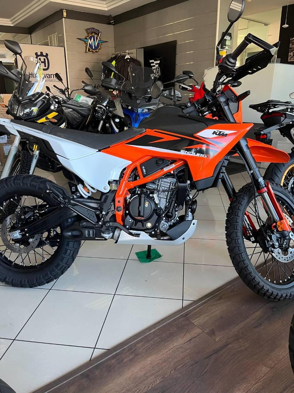 KTM 125 Enduro R (2025 - 26)