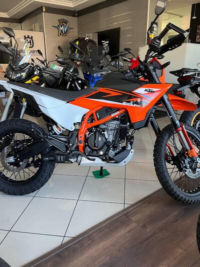 KTM 125 Enduro R (2025 - 26) nuova