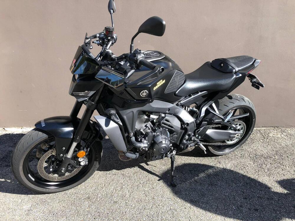 Yamaha MT-09 Y-AMT (2024 - 26) (4)