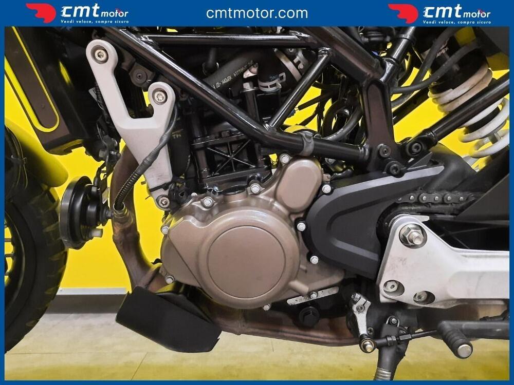 Husqvarna Svartpilen 125 (2021 - 23) (11)