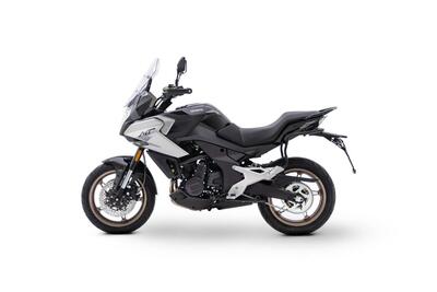CFMOTO 700MT (2024 - 25) nuova