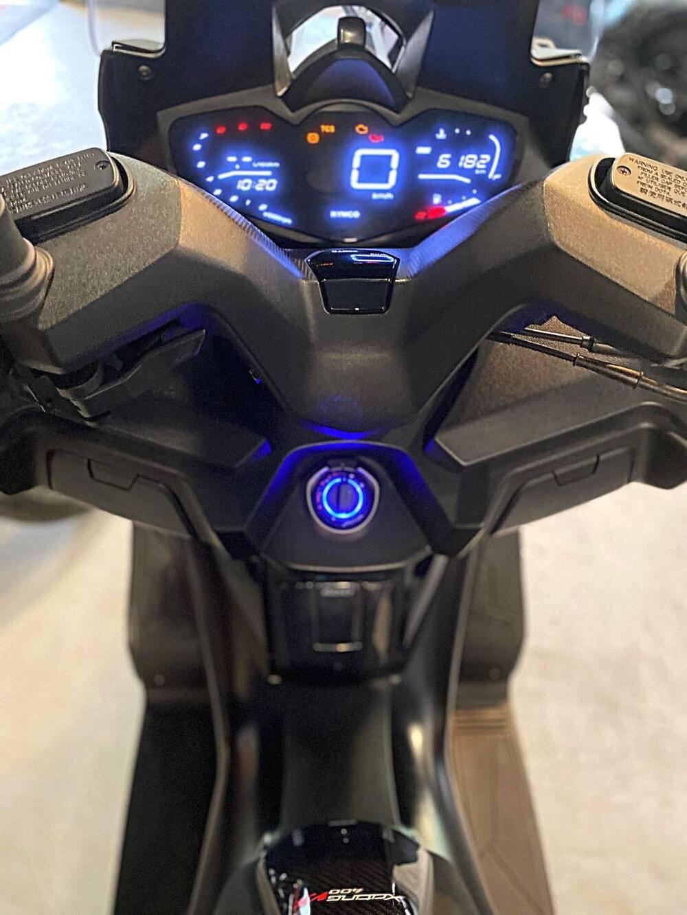 Kymco Xciting VS 400i (2023 - 26) (15)