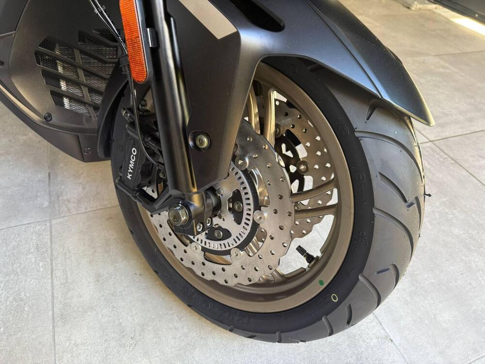 Kymco Xciting VS 400i (2023 - 26) (11)