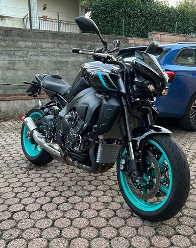 Yamaha MT-10 (2022 - 25) usata