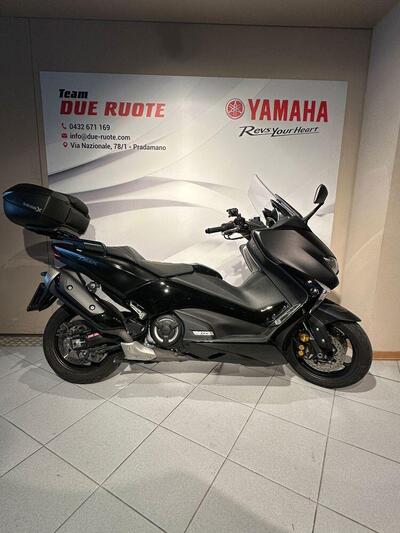 Yamaha T-Max 530 DX (2017 - 19) usata