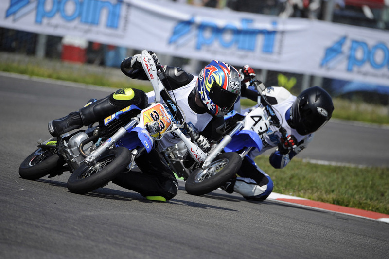 Entusiasmanti fino all&rsquo;ultimo le due Gare delle Pit Bike grazie allo splendido duello tra Gabriele Camorcia (33) vincitore delle due Gare e Nicol&ograve; Castellini (47), due volte secondo. Castellini ha gareggiato anche della Scooter 70 Evolution Open finendo quinto assoluto.