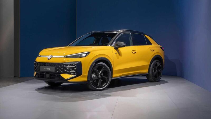 Nuova Volkswagen T-Roc 2026: scende in campo e le ha tutte contro. Top e Flop