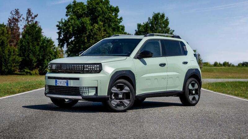 Fiat Grande Panda: ora &egrave; ufficiale, debutta la versione benzina da primo prezzo | Prezzi e allestimenti