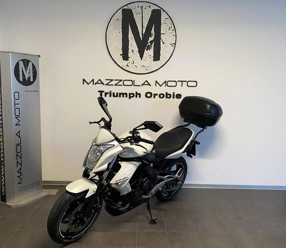 Kawasaki ER-6N (2009 - 11) (4)