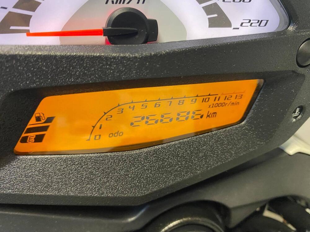 Kawasaki ER-6N (2009 - 11) (5)