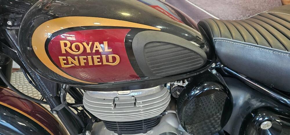 Royal Enfield Classic 350 (2021 - 26) (3)