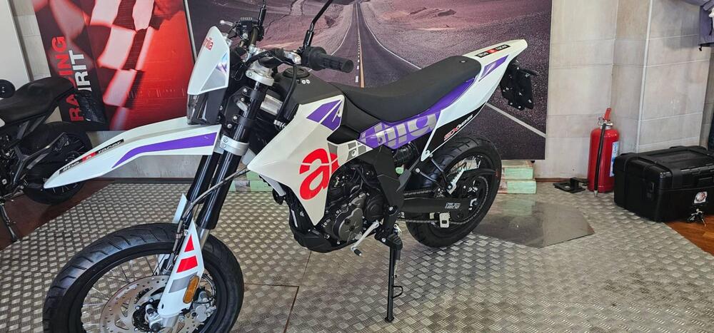 Royal Enfield Classic 350 (2021 - 26) (8)