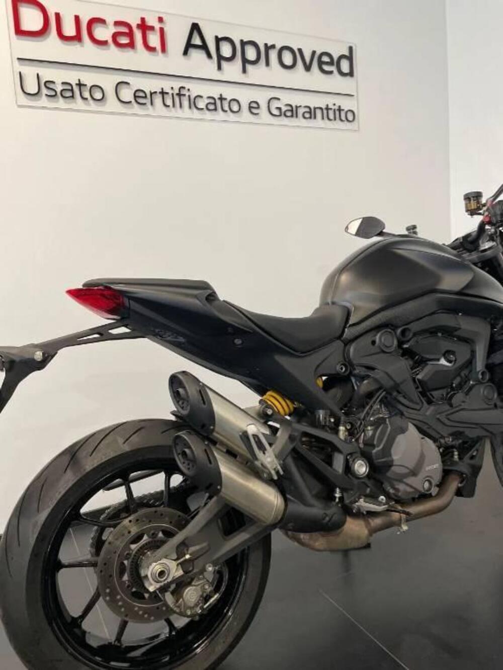 Ducati Monster 937 + (2021 - 25) (2)