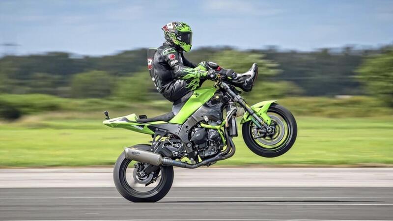 &ldquo;Zampe avanti&rdquo; per la ricerca di un nuovo Record: superare i 201 km/h in impennata