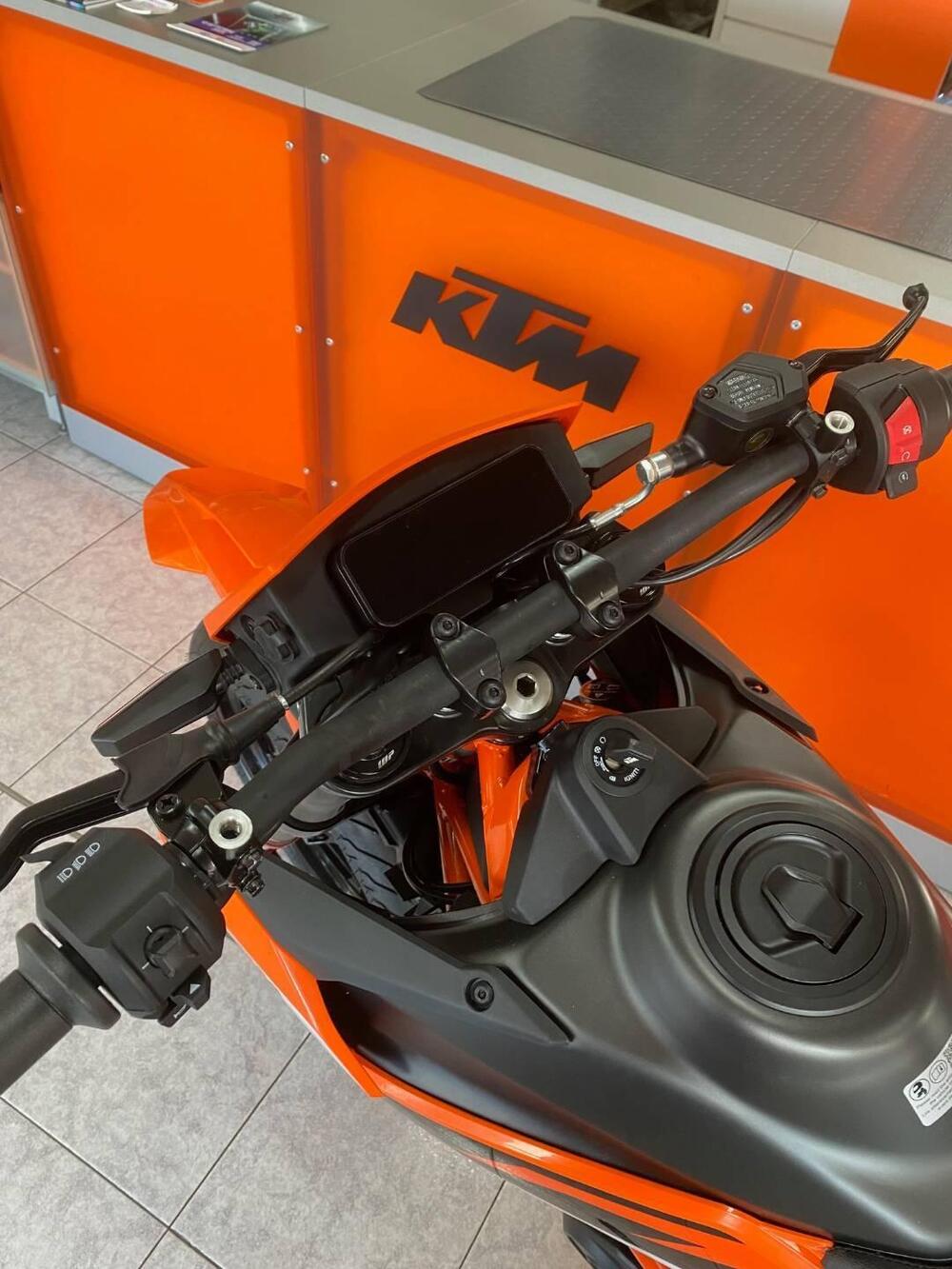 KTM 125 SMC R (2025 - 26) (5)