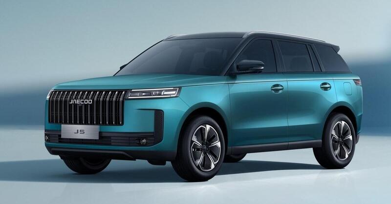 Jaecoo 5 debutta in Italia: il nuovo SUV compatto sfida i costruttori europei | Prezzi, allestimenti e caratteristiche 