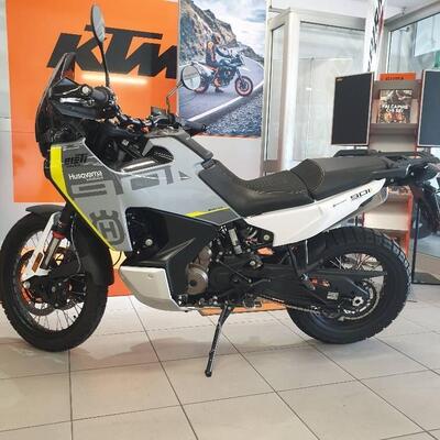 Husqvarna Norden 901 (2022 - 25) usata