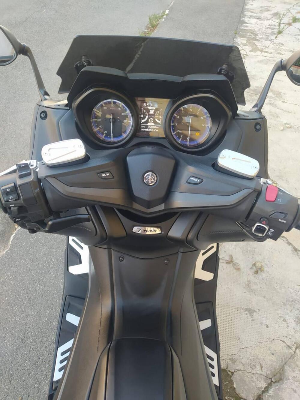 Yamaha T-Max 560 (2020 - 21) (9)