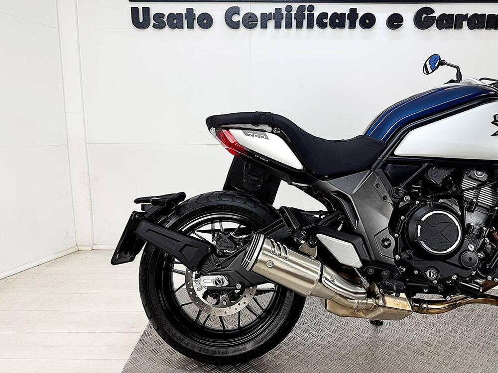 CFMOTO 700CL-X Heritage (2021 - 25) (7)