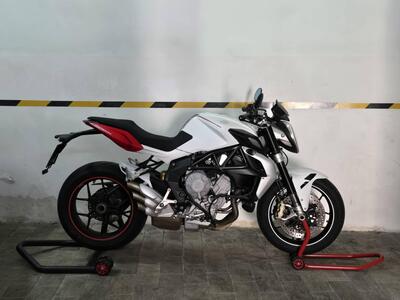 MV Agusta Brutale 800 (2012 - 15) usata