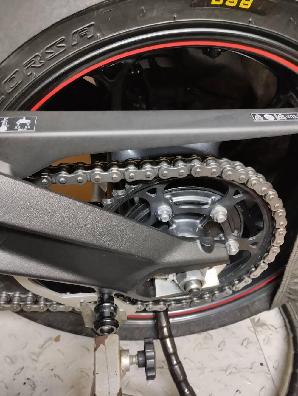 Triumph Street Triple RS (2017 - 19) (6)