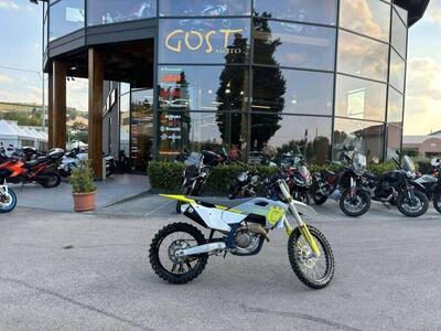 Husqvarna FC 250 (2025) nuova