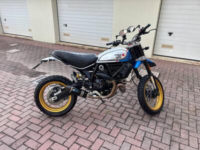 Ducati Scrambler 800 Desert Sled (2021 - 22) usata