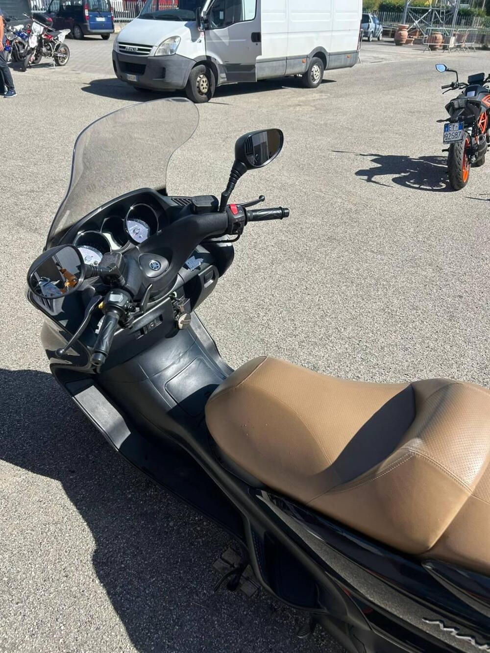 Yamaha Majesty 400 (2004 - 08) (4)