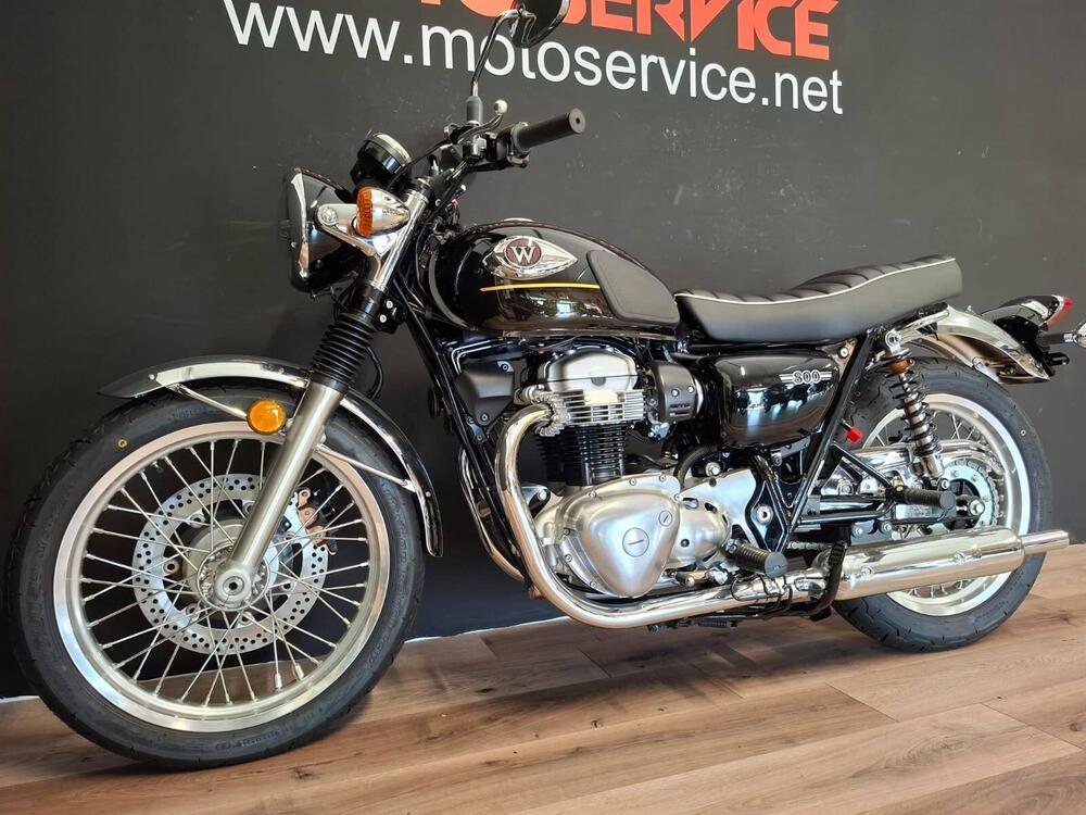 Kawasaki W 800 (2021 - 26) (2)