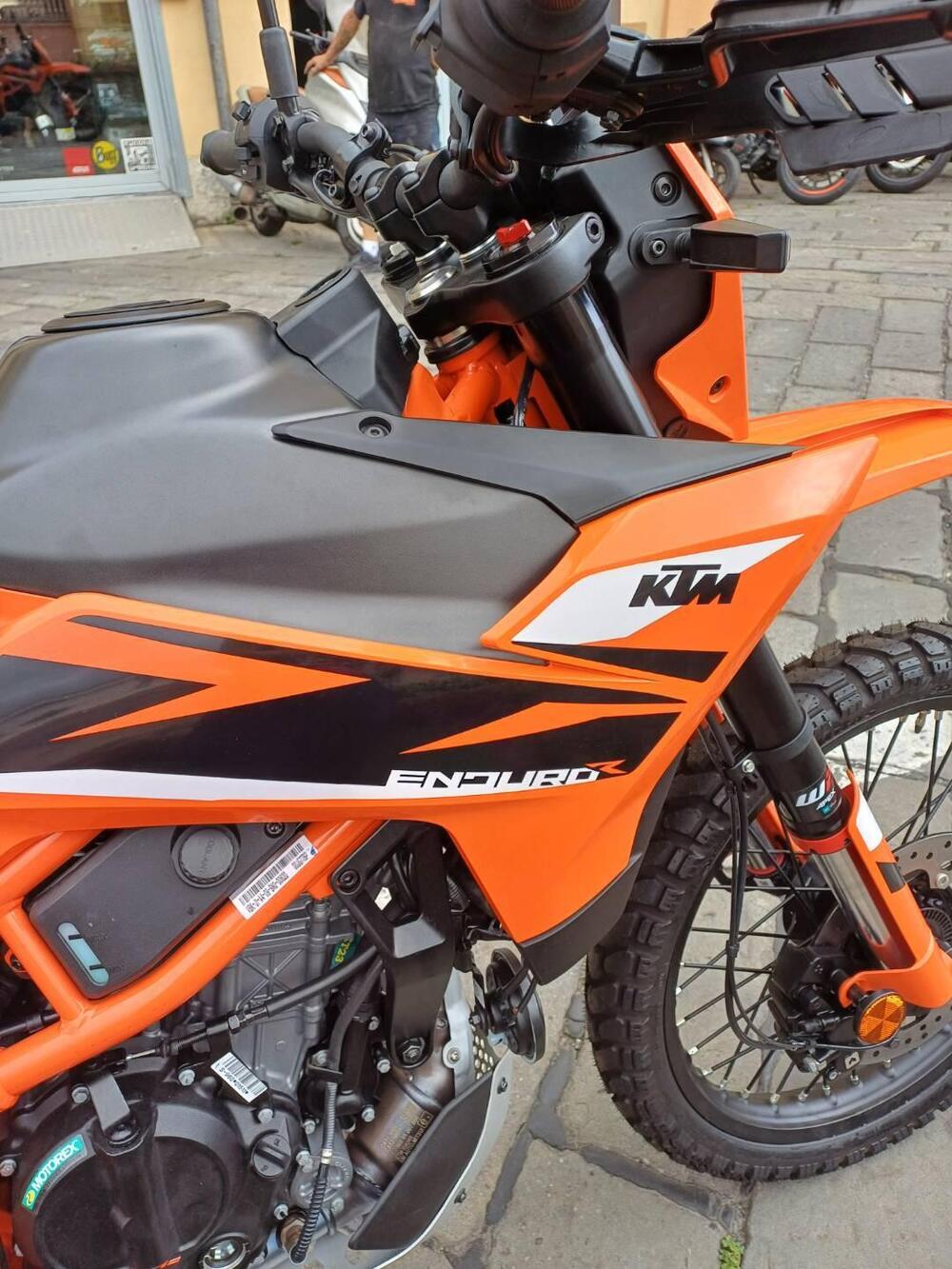 KTM 125 Enduro R (2025 - 26) (7)
