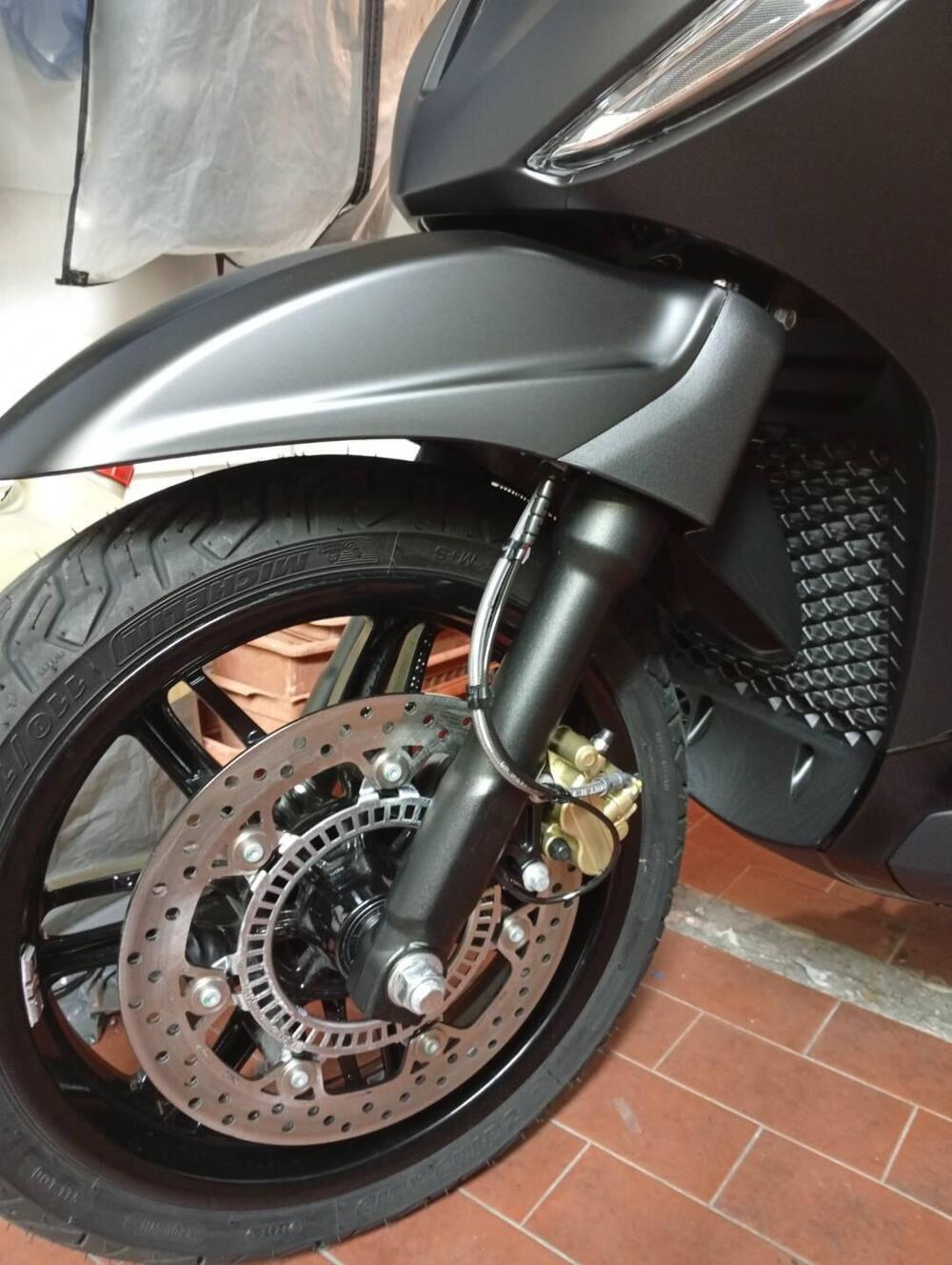 Piaggio Beverly 300 S ABS-ASR (2021 - 25) (5)